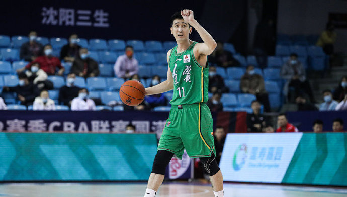  鹈鹕状元蔡恩伤愈复出砍25分  